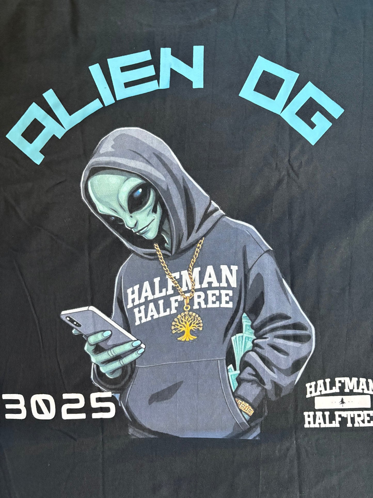 3025 ALIEN OG TEE