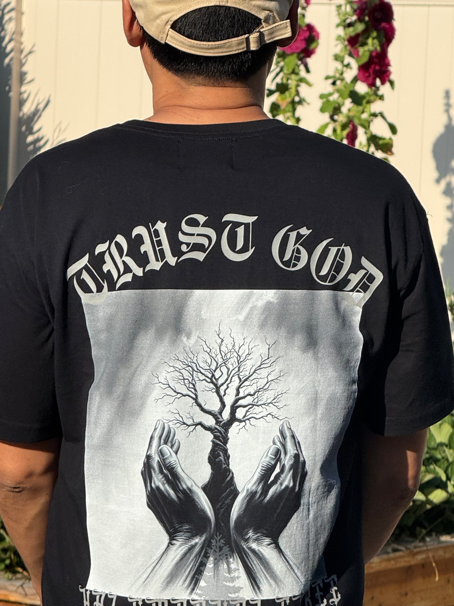 3025 TRUST GOD TEE