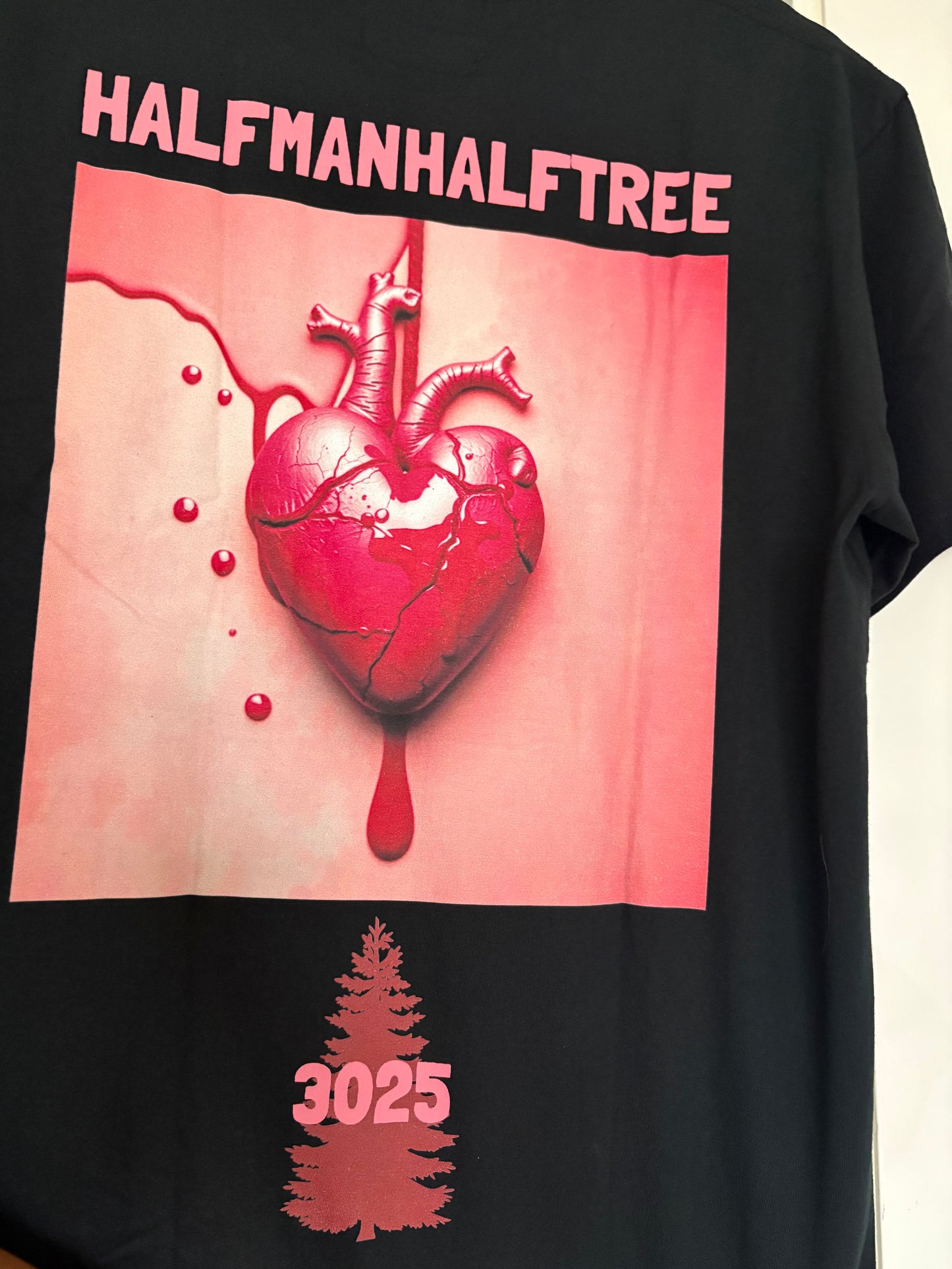 3025 VALENTINE'S HEART TEE